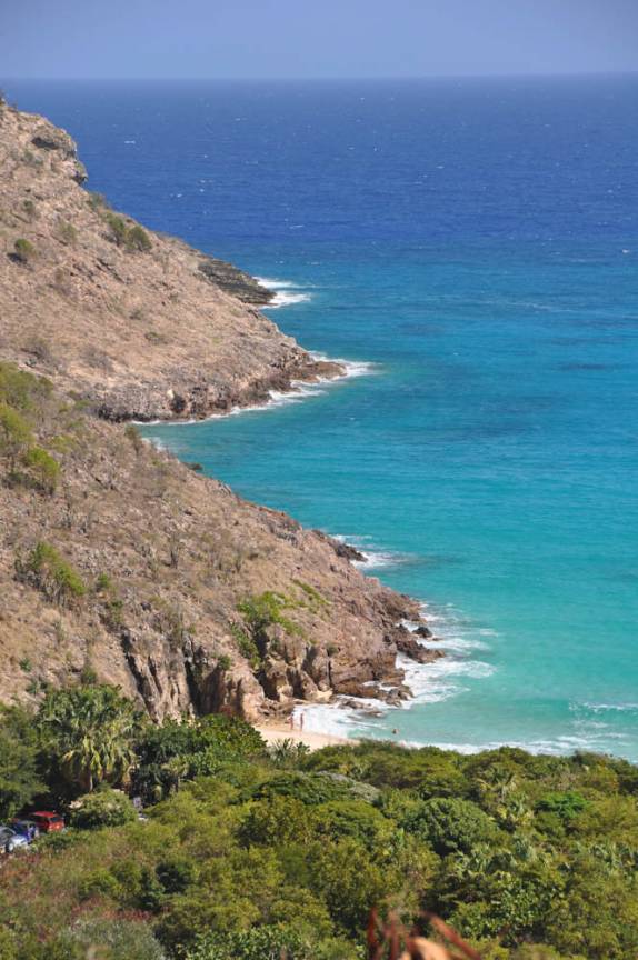 Chegando à pequena praia do Gouverneur, em St. Barth - Caribe